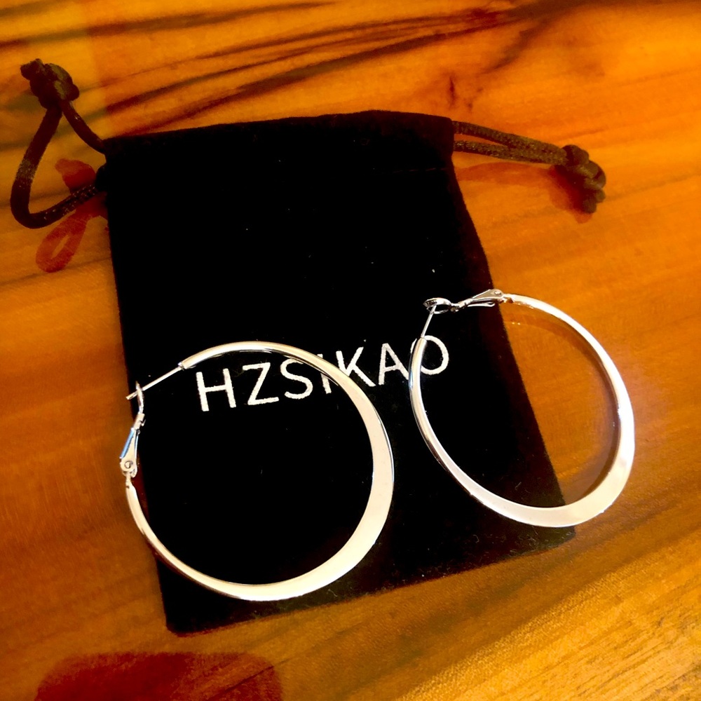 Gorgeous Sterling Silver Hoops David Yurman Look